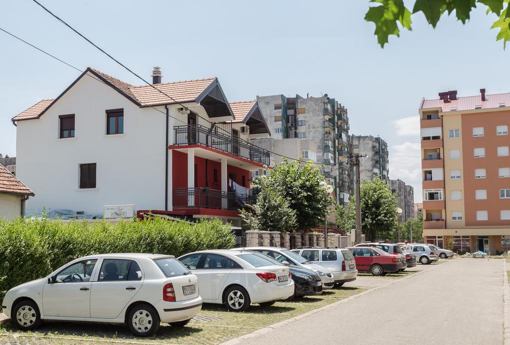 Apartments Erakovic Niksic Ngoại thất bức ảnh