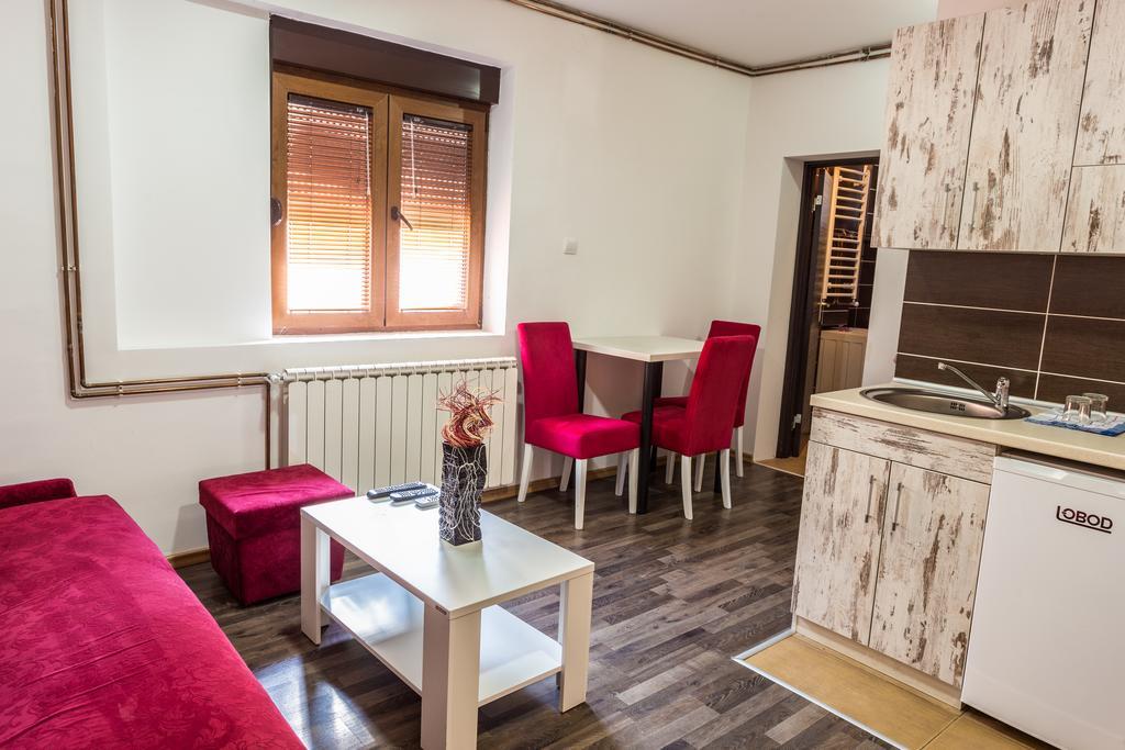 Apartments Erakovic Niksic Ngoại thất bức ảnh