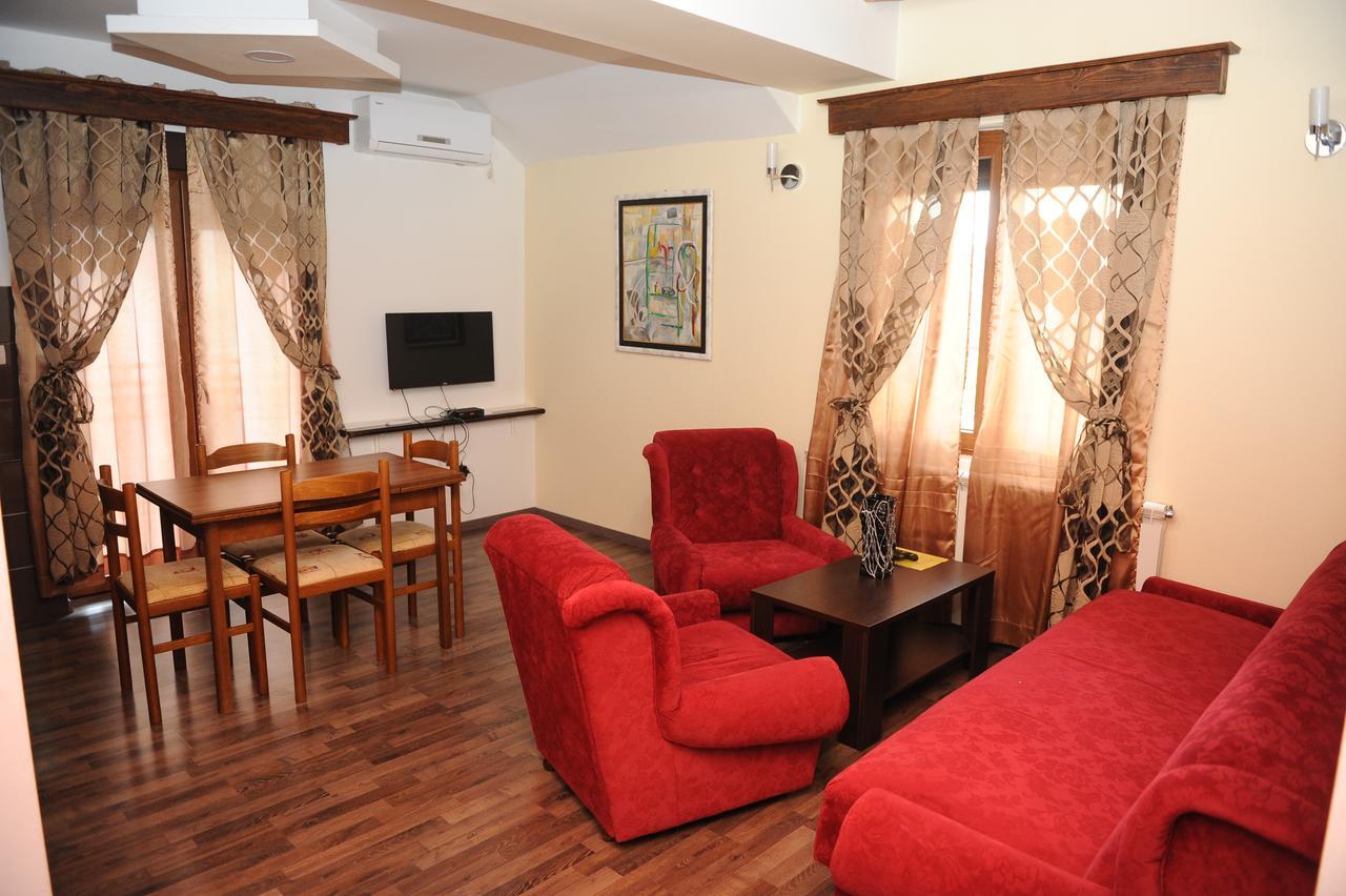 Apartments Erakovic Niksic Ngoại thất bức ảnh