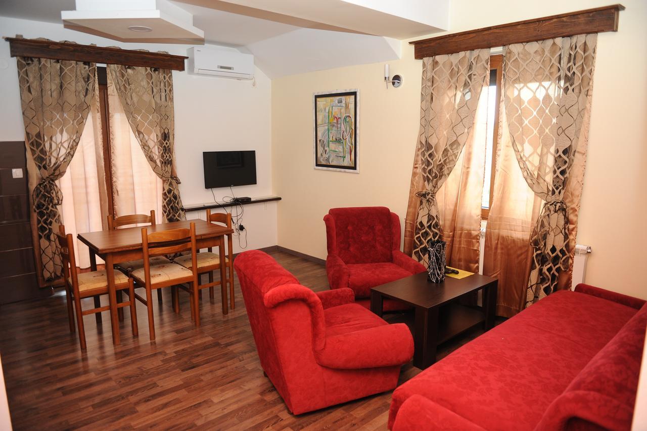 Apartments Erakovic Niksic Ngoại thất bức ảnh