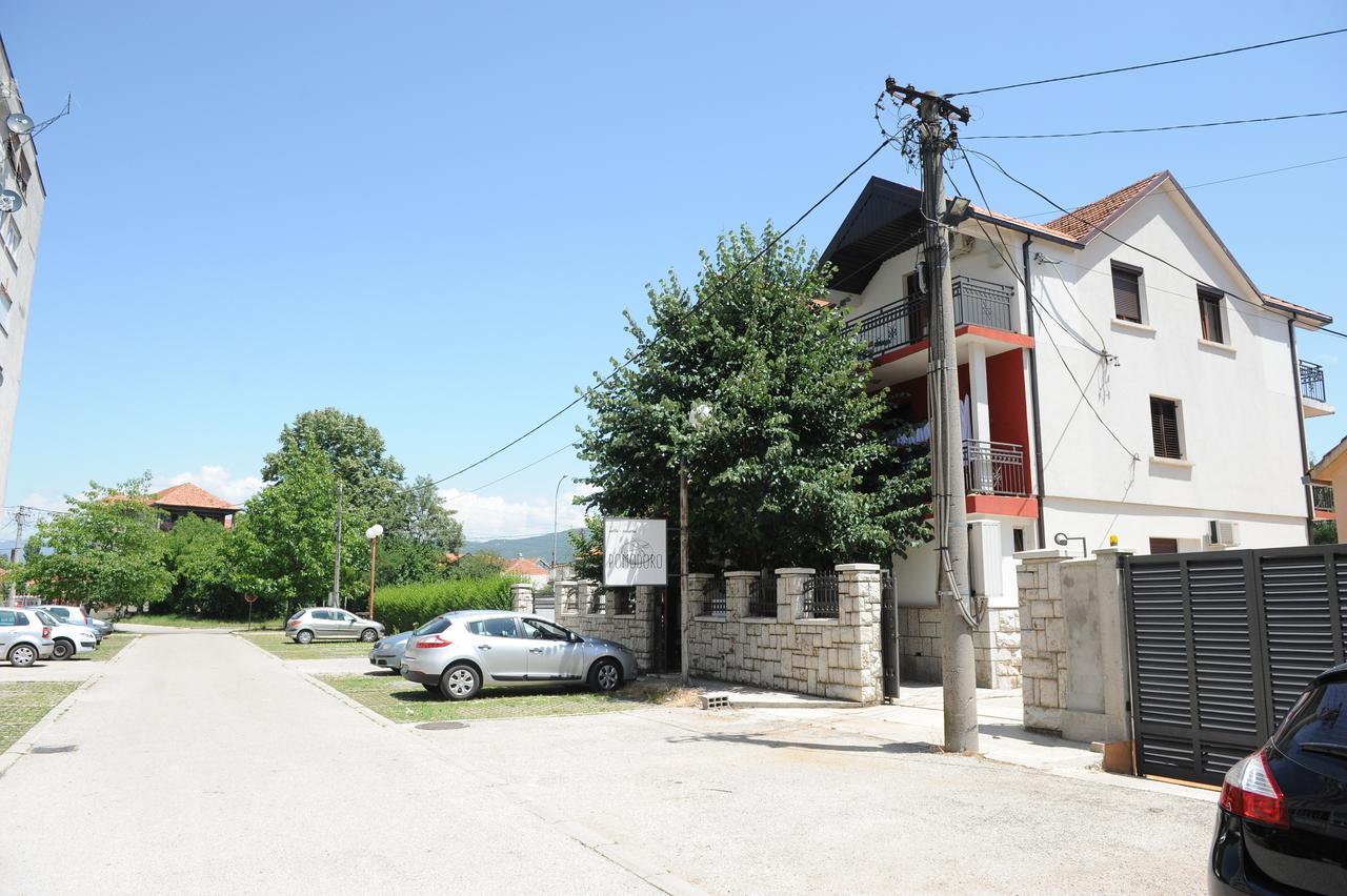 Apartments Erakovic Niksic Ngoại thất bức ảnh